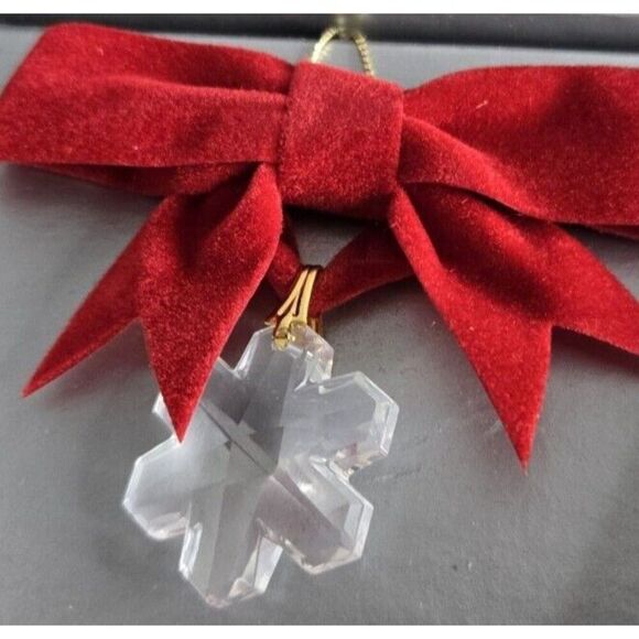 Austrian Crystal Ornament with Red Bow in Box - Picture 2 of 4